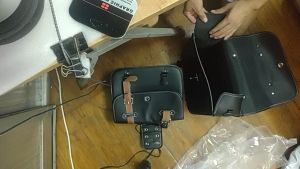 túi treo hông xe máy loại da giả cao cấp