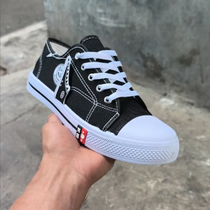Sepatu Anak Sekolah Laki Laki Perempuan untuk SD SMP dan SMA Sneakers Tali Hitam Putih