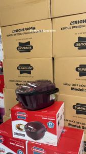 NỒI CƠM ĐIỆN TỬ 1.8L SUNHOUSE SHD8909  6-8 người ăn  bảo hành toàn quốc 12 tháng  sản phẩm được đánh giá cao nấu cơm ngon trong phân khúc .