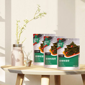 Spicy Seaweed Snack Low Fat Healthy Leisure Vacuum Pack Halal Seafood Snack Xiao Hu Ya Seaweed Crisps from Hubei Jingzhou