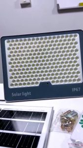 Bingo ไฟโซล่าเซล 500W 1000W 2000W 3000W ไฟโซล่าเซลล์ LED solar light แสงสีเหลือง สีขาว ไฟสปอตไลท์ ไฟ solar cell กันน้ำ IP67