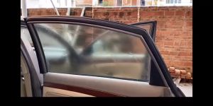 ( ยกลัง 24 ขวด )  500ml นำ้ยาลอกคราบกาวฟิล์มกระจกสติ๊กเกอร์ไวนิว ฟิล์มกรองแสงเคฟล่านำ้ยาทำความสะอาดกระจก