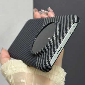 Ultra-Thin Carbon Fiber Patterned Phone Case for Huawei Mate60/50E Honor Magic7 Luxury Business Style Half-Cover Protection
