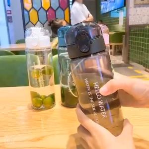 Bình nước thể thao bình nước hello water trong suốt 780ml nhựa trong suốt cao cấp hello water