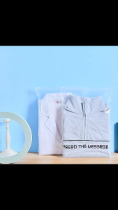 ถุงซิปสไลด์ ถุงใส่เสื้อผ้า (50ใบ) ถุงใส่เสื้อผ้ามีรูระบาย  ถุงซิปรูดแพ็คเสื้อผ้า ด แบบหน้าใสหลังขุ่น  ใช้บรรจุเสื้อผ้าได้ดี