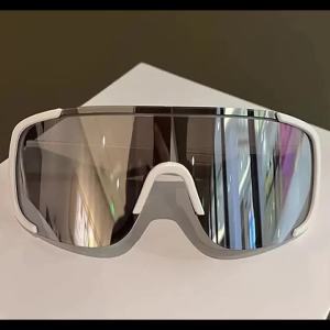 2 pairs of light and large frame leisure glasses PC frame dream color lens glasses comfortable plastic frame glasses.
