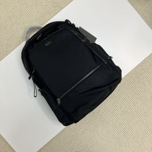 Ladies shoulder bag casual and lightweight computer bag commuting backpack large capacity business bag