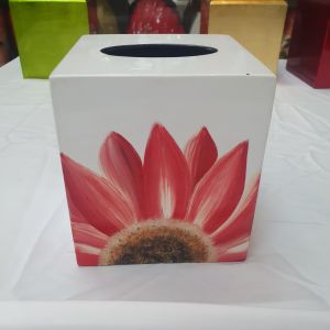 Hộp đựng khăn giấy vuông sơn mài cao cấp Thanh Bình Lê đựng giấy để trong phòng khách hay nhà ăn đẹp mắt và sang trọng