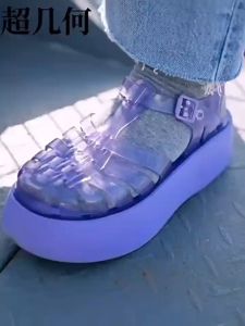 รองเท้าผู้หญิงรัดส้น 4ซม รองเท้าแฟชั่นผู้หญิง ความสูง สบาย 010-1