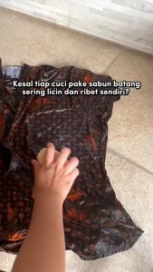 KOTAK SABUN BATANG 2in1 - Sikat Pembersih Cuci Baju Roll Otomatis