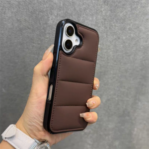 Luxury Liquid Soft Down JacketสีCandyสําหรับiPhone 16 15 14 Plus 13 12 11 Pro Maxแฟชั่นปักเป้ากันกระแทก