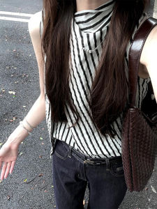 เสื้อเชิ้ตแขนกุดลายทางสไตล์ฝรั่งเศสหรูหราสำหรับผู้หญิงในช่วงฤดูร้อน เสื้อเชิ้ตผู้หญิงสไตล์เกาหลีที่สวมใส่สบายและมีสไตล์