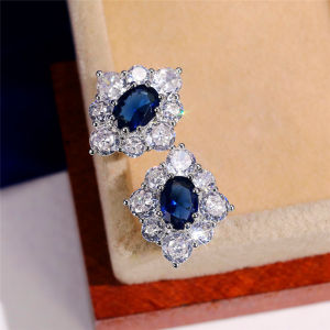 Huitan Vintage Blue Stud Earrings for Women Chic Design Noble Ladys Ear Accessories Retro Party Nice Anniversary Gift Jewelry