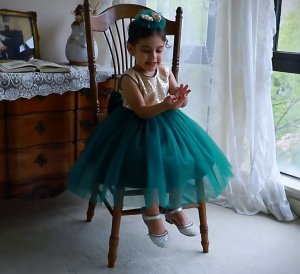 Toddler Luxury Baby Dresses Girl Christening Newborn Bow Sequins Wedding 1st Birthday Party Tulle Princess Dress Evening Clothes for 3 6 9 12 18 24 Months 1 2 3 4 Years Old