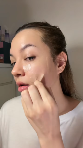 【ของแท้จากทางการ】DR JUNGLE แผ่นแปะรอยแผลเป็น แผ่นซิลิโคน ขนาด 4*15cm กันน้ำ กันเหงื่อ ใช้ซ้ำได้ ไม่ทิ้งรอยบนผิว