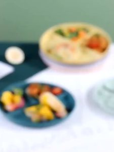 Piring Makanan 3 Sekat /Piring Sekat/Piring Bundar Tiga Kotak/Peralatan Makan Satu Orang Peralatan Makan Satu Orang Piring Makanan Yang Mengurangi Lemak Sekat Bundar Tiga Kotak Bahan PP Jerami Food Grade Gandum 3 Sekat Piring anak Piring diet
