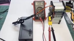 🔥ที่ชาร์จแบต🔥 Charger 14.6V 21.9V 29.2V 4s 6s 8s 21v 12v 5A 32650 32700 ที่ชาร์จแบตรถ12v ที่ชาร์ตแบต 12v ที่ชาตเเบต12v