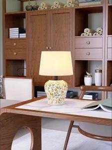 Abotu | New Chinese Style Vintage Simple Ceramic Bedside Lamp