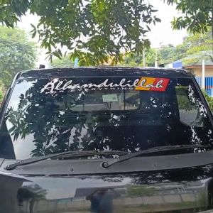 Sulung Stiker Mobil Tulisan Alhamdulillah Kaca Depan Truk Canter L300 Cutting Variasi Aksesoris