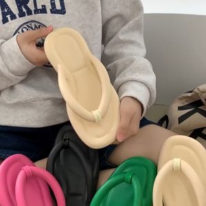 Inaso Sendal Jepit Jelly Korea Wanita Anti Slip Sandal Karet Rumah Jepit Lentur Empuk HSN145