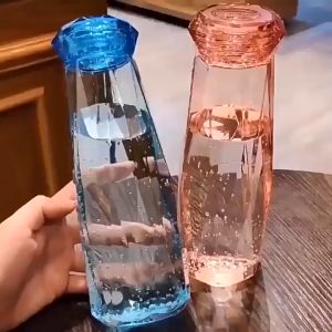 Bình Nước Thủy Tinh Màu Dáng Kim Cương Cao Cấp 430ml