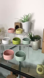 hamstertravel hamster food bowl parrot food bowl slanted mouth food bowl that feeds pets.