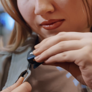 DJI Mic 3 | Four-Channel Output | Dual-Band Reliability | 48 kHz 24-bit Lossless Transmission | Dual-File Internal Recording | Two-Level Noise Cancelling | 28-Hour Extended Battery Life