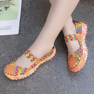 Handwoven Traditional Chinese Mom Shoes Flat Bottom Square Dance Shoes Lightweight Canvas Slip-On Womens Footwear Elderly