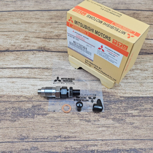 NOZZLE INJEKTOR MITSUBISHI L300 L 300 DISEL DIESEL PART MOBIL