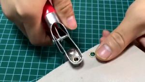 Bộ Kìm Bấm khuy Cúc Áo Kèm Hộp 100 Chi Tiết Cúc Áo Dụng Cụ Kiềm Bấm Khuy Đa Năng