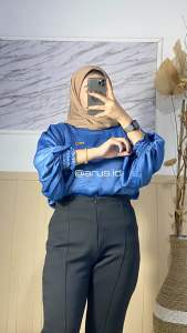 ALESHA BLOUSE/BLOUSE SANTORINI/BLOUSE LENGAN BALON PREMIUM/ATASAN WANITA LENGAN PANJANG/BLOUSE LENGAN PUFF/BLOUSE SHIMMER/ATASAN WANITA TERBARU/ATASAN WANITA KOREAN STYLE 2024/ATASAN WANITA BLOUSE/ATASAN WANITA REMAJA OOTD HIJAB/BLOUSE SATIN