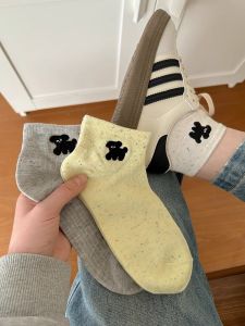 ถุงเท้าสั้นลายการ์ตูนสุนัขสำหรับผู้หญิง ถุงเท้าฤดูใบไม้ผลิและฤดูร้อน ถุงเท้าผ้าฝ้ายผสมโพลีเอสเตอร์ ระบายอากาศได้ดี ทรงเข้ารูป ถุงเท้าผู้หญิง