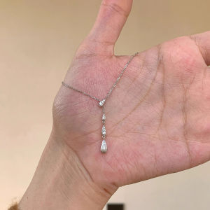 Gold Plated Y Shaped Drip Necklace Womens Flashing Ultra Fine Clavicle Chain Luxury Sensation Neck Chain Non Fading