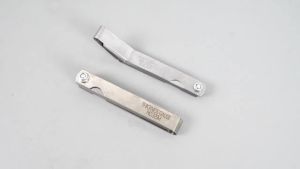 1/2Pcs Offset Feeler Gauge Stainless Steel Offset Valve Feeler Gauge Clear Scale Gap Measuring Tool Easy to Read for Measuring