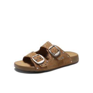 Belle | Bright QQ Rivet Sandals