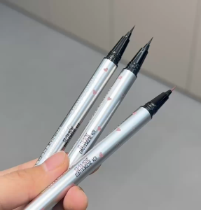 HERORANGE Eyeliner Liquid Pen Sweatproof Smudgeproof Waterproof 3 Warna Eye Color Long Lasting Silkworm