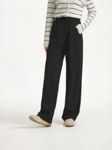 Hotwind | Slim Straight Banana Design Black Pants