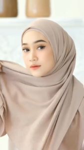 Hijab segiempat cerutybabydoll /bella square terbaru ceruti 115X115