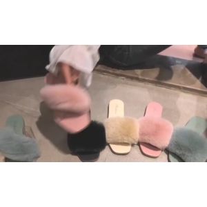 QZshop รองเท้าผู้หญิง และแตะสวมขนนูมๆ รุ่นที่พื้นไม่หนาไม่บางมาก น้ำหนักเบาสไตล์ดีเทล สายคาดแต่งขนมูANG MIEN ให้ความพลาดเท่าไร 🚨