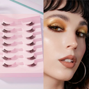 ขนตาปลอมแบบตาแมว 7 คู่พร้อมแถบใส ขนตาครึ่งเส้นนุ่มฟู ดัดโค้งอย่างสมบูรณ์แบบให้ลุคธรรมชาติ