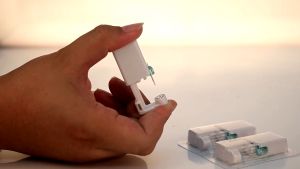 ALAT TINDIK SEKALI PAKAI GENERASI 2 UNTUK ANTING TELINGA / TINDIK HIDUNG / TINDIK BIBIR / TINDIK TELINGA | PISTOL / TEMBAK DISPOSABLE / ALAT TINDIK KUPING SH W02