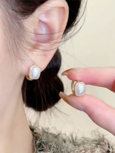 Simple Graceful Mermaid Pearl Earring Ear Clip Female Fashion Commuters All-Matching Special-Interest Design Fancy Ear Rings