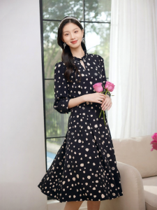 Koradior | Autumn Elegance Fitting Mulberry Silk Flower Print Dress