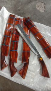 Golok kebun sarung kayu