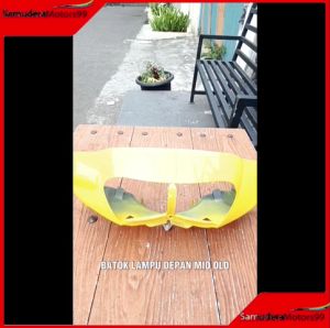 Batok Lampu Depan Mio Lama Kuning / Pala Lampu Depan Mio OLD