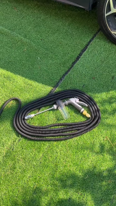 ปืนฉีดน้ำแรงดันสูง แรงดันเบา ใช้รดน้ำต้นไม้ ใช้ล้างรถ ได้งานหลากหลาย แบบแยกหัวและแบบครบชุด สายยืดได้ 3 เท่า ข้อต่อก๊อกทองเหลืองแท้