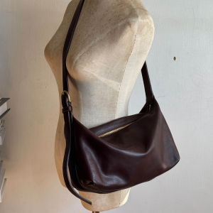 2025 New Womens Leather Bag Fashionable Tanned Top Layer Cowhide Underarm Tote Bag Single Shoulder Slant Cross Hobo Bag