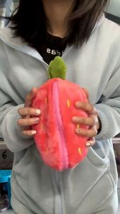 Mainan Mewah Kelinci Flip lucu Strawberry untuk Kelinci Mainan Mewah Boneka Lembut Buah Berubah menjadi Kelinci Hewan Plushie Boneka Cosplay Bantal Hadiah Anak 18cm 25cm 35cm