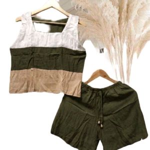 ROSE SABRINA COMBI TERNO SHORT PLAIN FREESIZE - White top pink and beige skirt sleeveless loose fit casual wear.