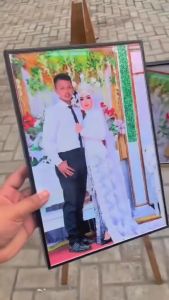 Bingkai Foto Ukuran 10R ( 20cm x 25cm ) + SUDAH PLUS FOTO